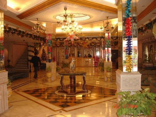Empires Hotel بوري المظهر الخارجي الصورة