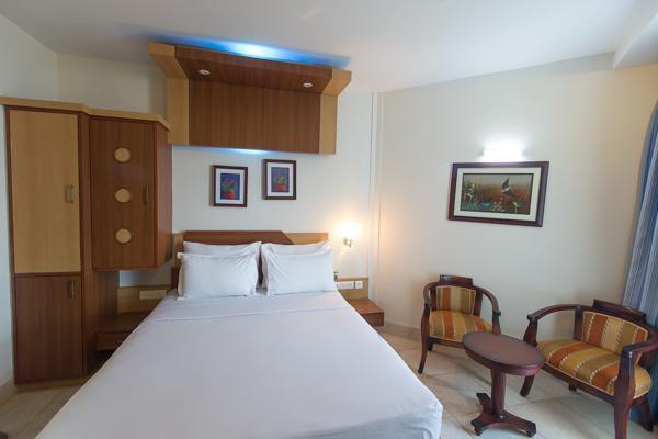 Empires Hotel بوري المظهر الخارجي الصورة