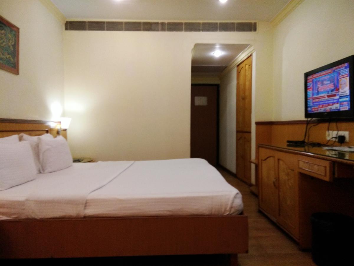 Empires Hotel بوري المظهر الخارجي الصورة