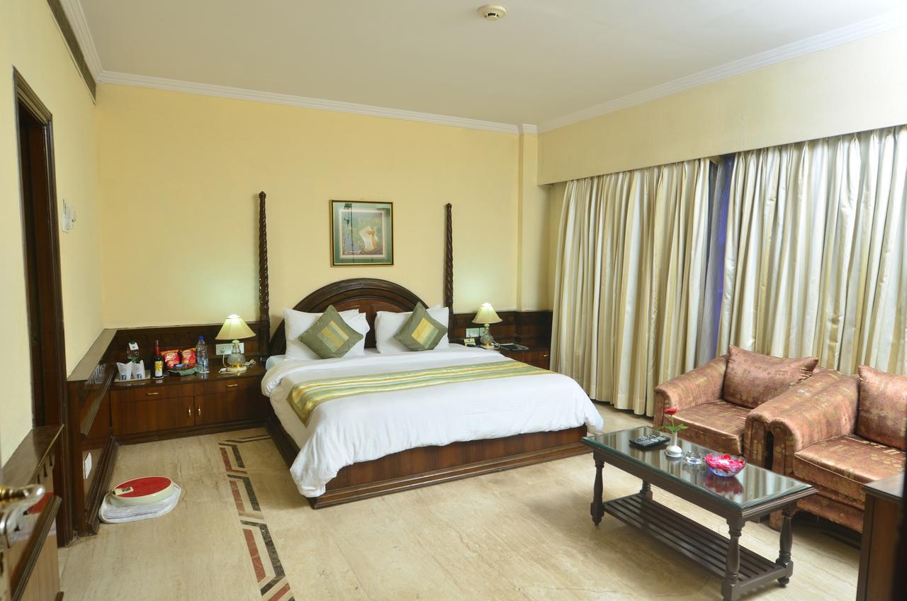 Empires Hotel بوري المظهر الخارجي الصورة